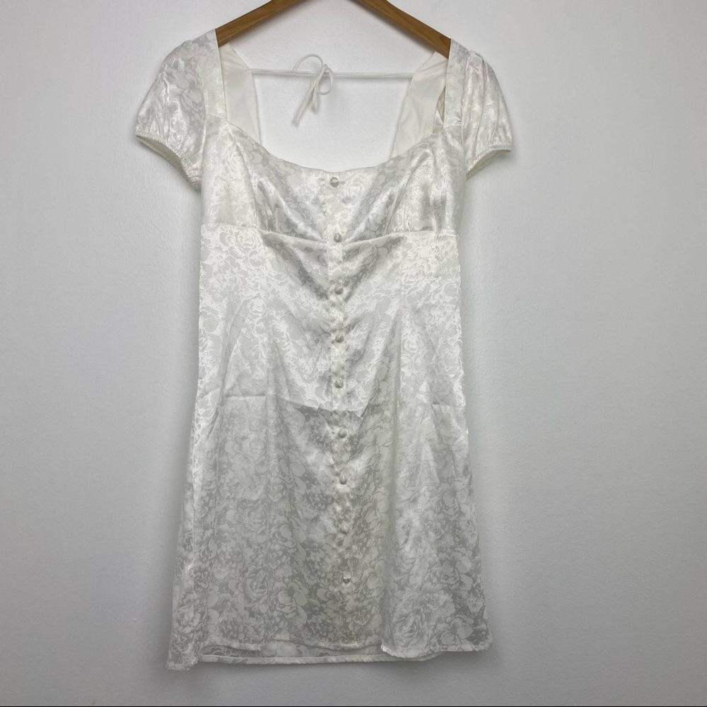 Princess Polly Tyra Mini Dress Sz 6 White Short  Sleeve Bridal Bride Graduation - Picture 3 of 11
